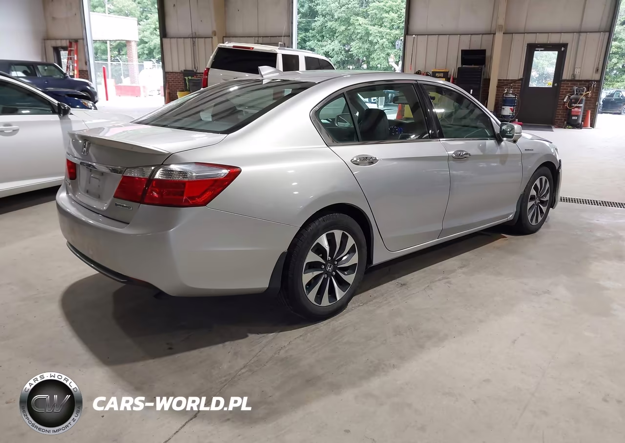 2014 Honda Accord Hybrid Ex-L VIN:1HGCR6F50EA008692 - 4