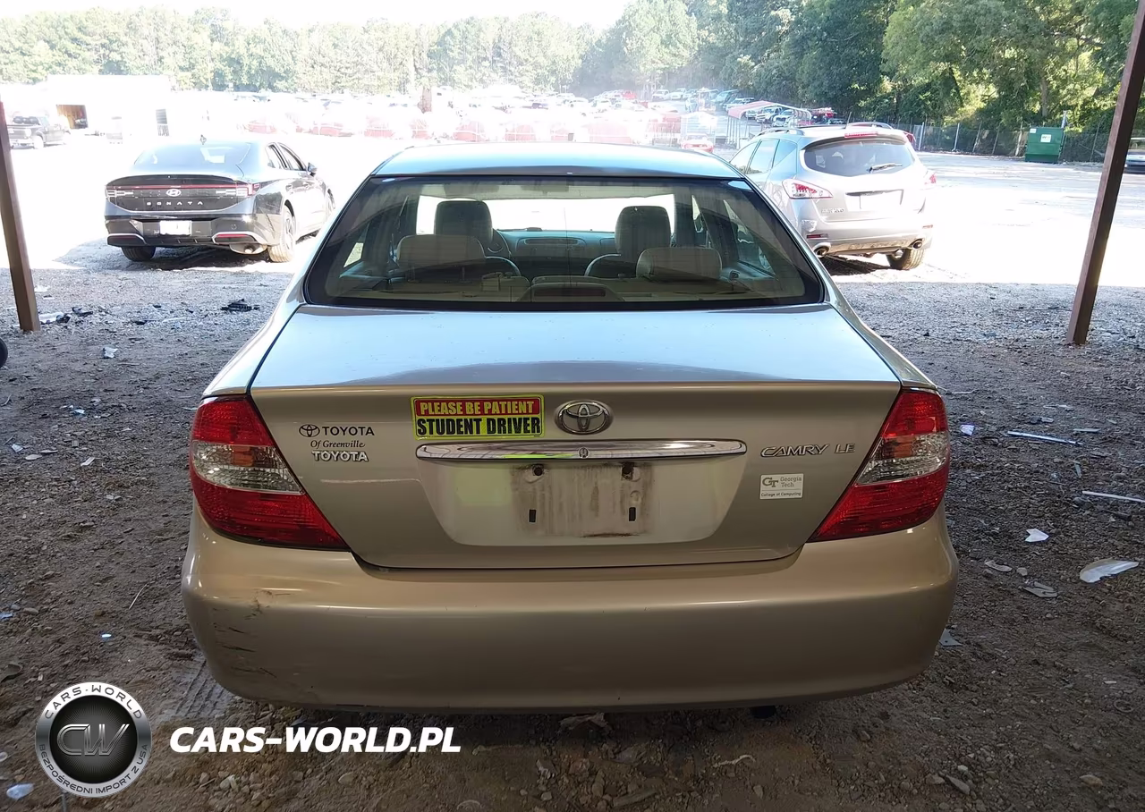 2004 Toyota Camry Le VIN:4T1BE32KX4U831414 - 16