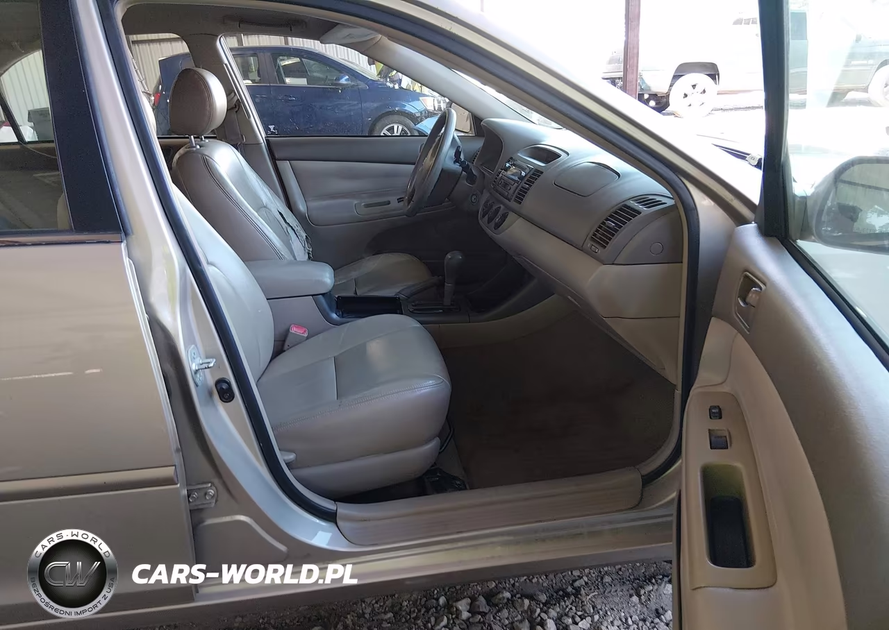 2004 Toyota Camry Le VIN:4T1BE32KX4U831414 - 5
