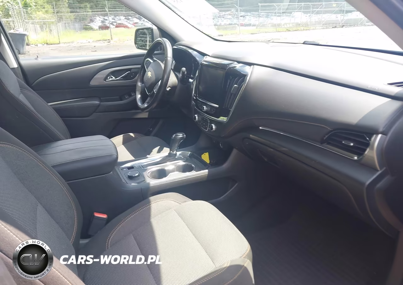 2018 Chevrolet Traverse Lt Cloth VIN:1GNERGKW3JJ213288 - 5