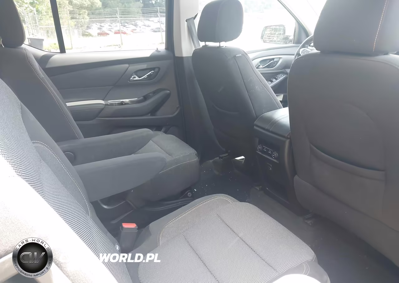 2018 Chevrolet Traverse Lt Cloth VIN:1GNERGKW3JJ213288 - 8