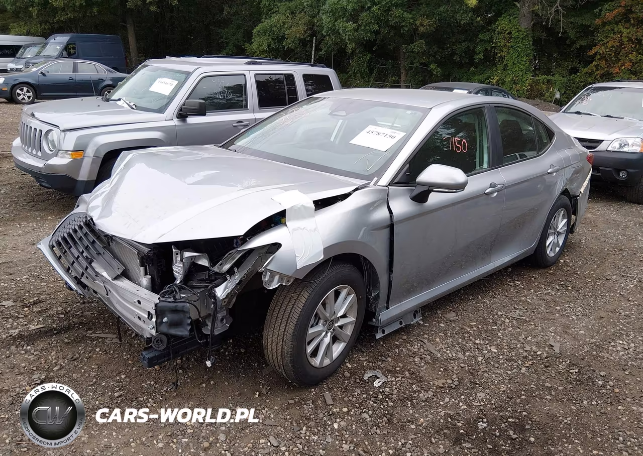2026 Toyota Camry Le VIN:4T1DAACK7TU700009 - 2