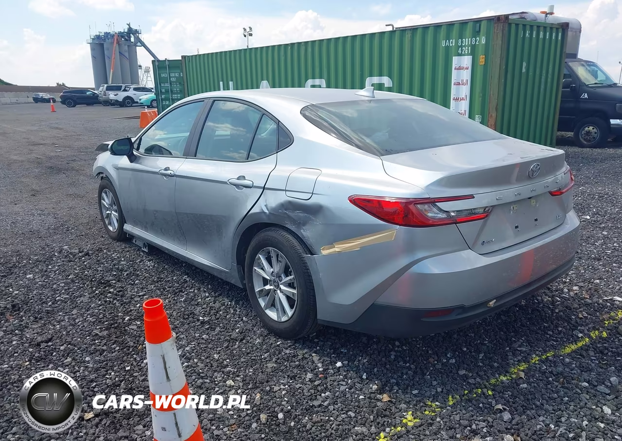 2026 Toyota Camry Le VIN:4T1DAACK7TU700009 - 3