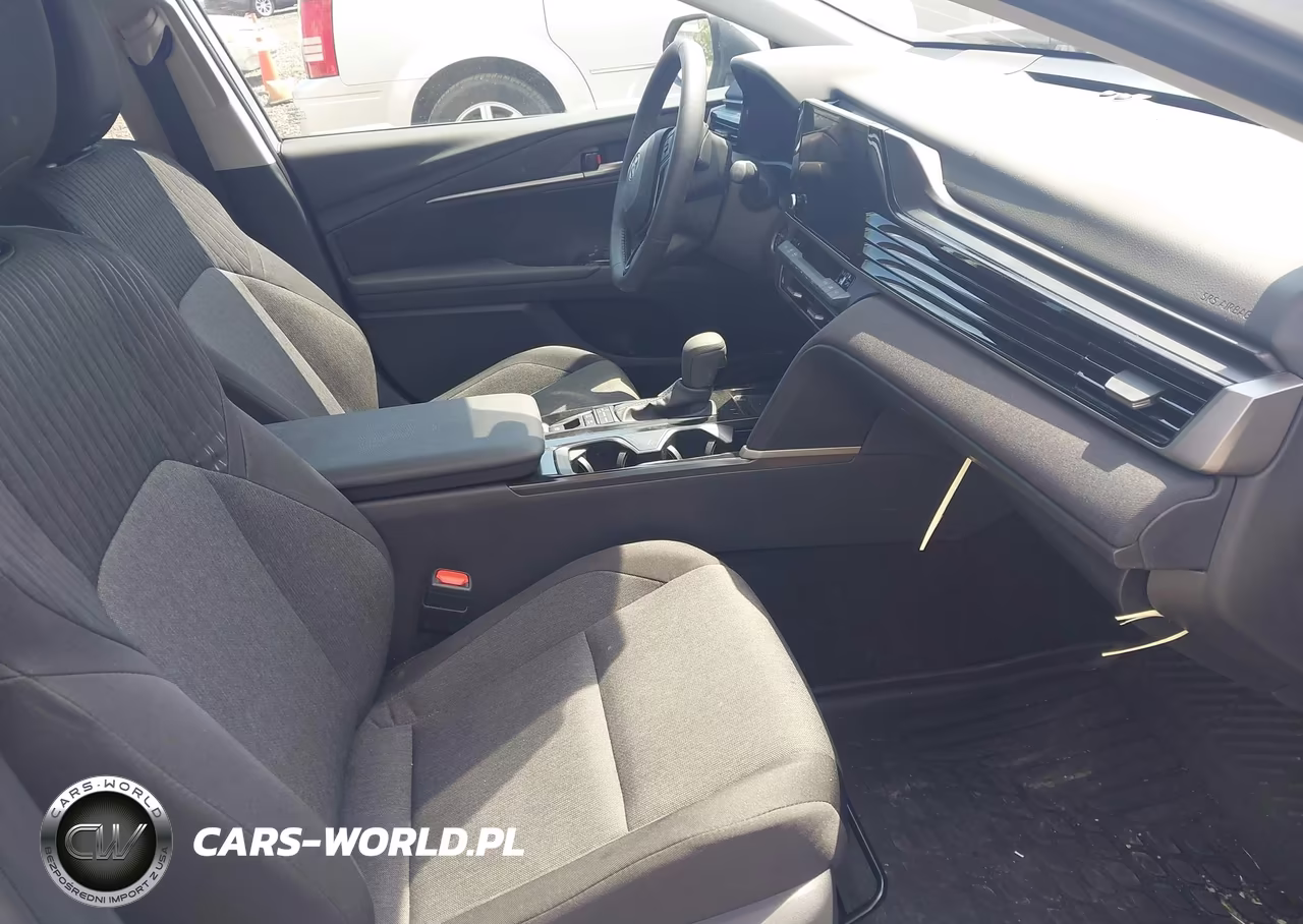 2026 Toyota Camry Le VIN:4T1DAACK7TU700009 - 5