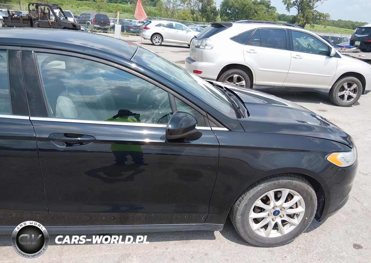 2016 Ford Fusion S VIN:3FA6P0G73GR199263 - 15