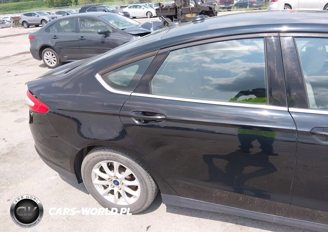 2016 Ford Fusion S VIN:3FA6P0G73GR199263 - 16