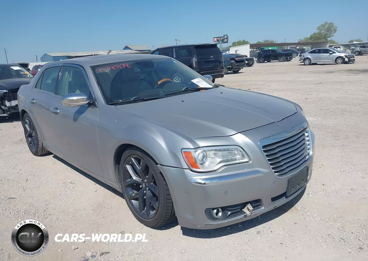 2013 Chrysler 300C – zdjęcie 1 z 11