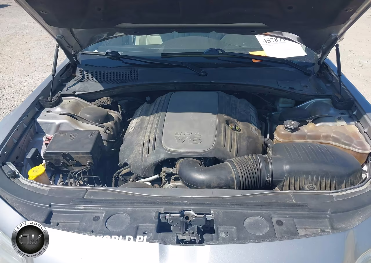 2013 Chrysler 300C VIN:2C3CCAET7DH632559 - 10