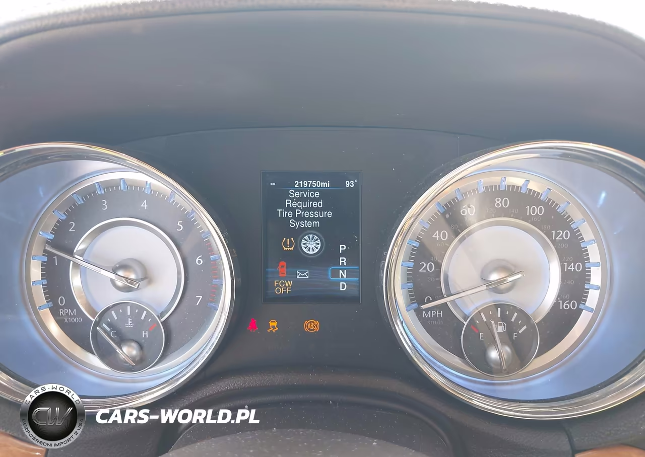 2013 Chrysler 300C VIN:2C3CCAET7DH632559 - 7