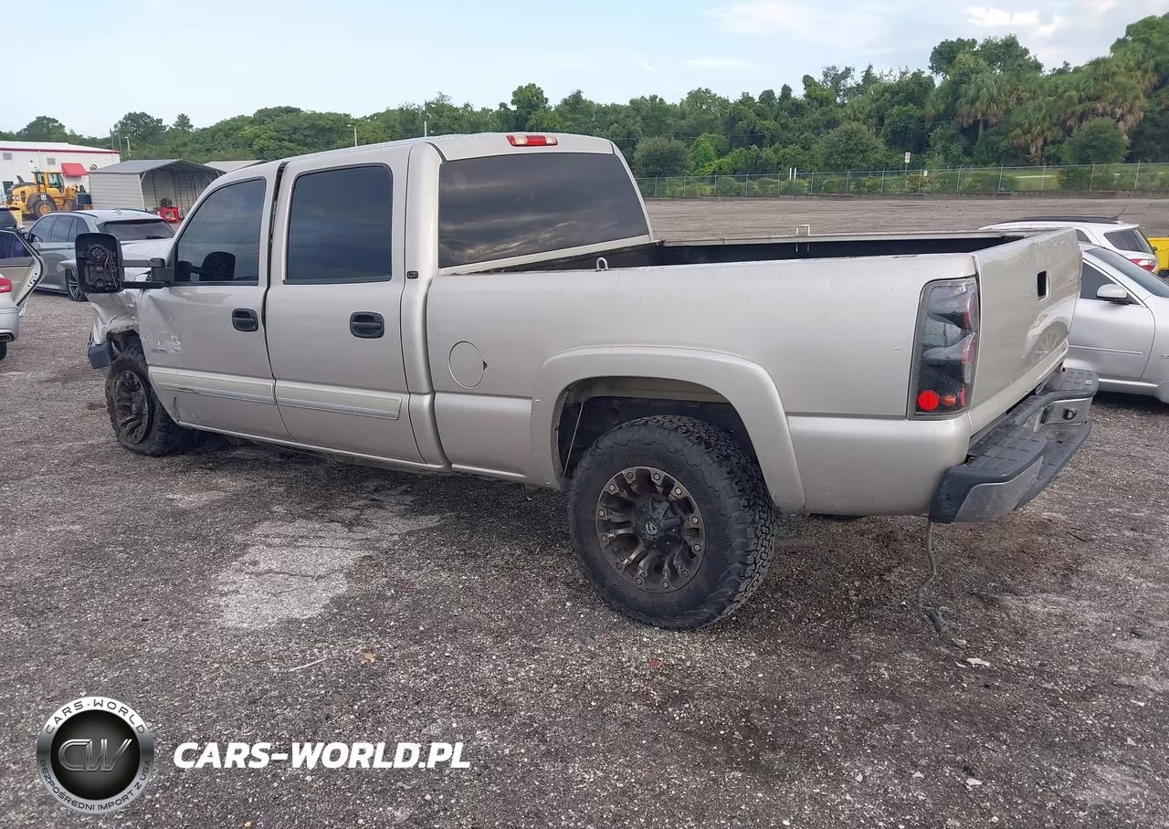 2006 Chevrolet Silverado 2500Hd Lt1 VIN:1GCHC23D66F150396 - 3