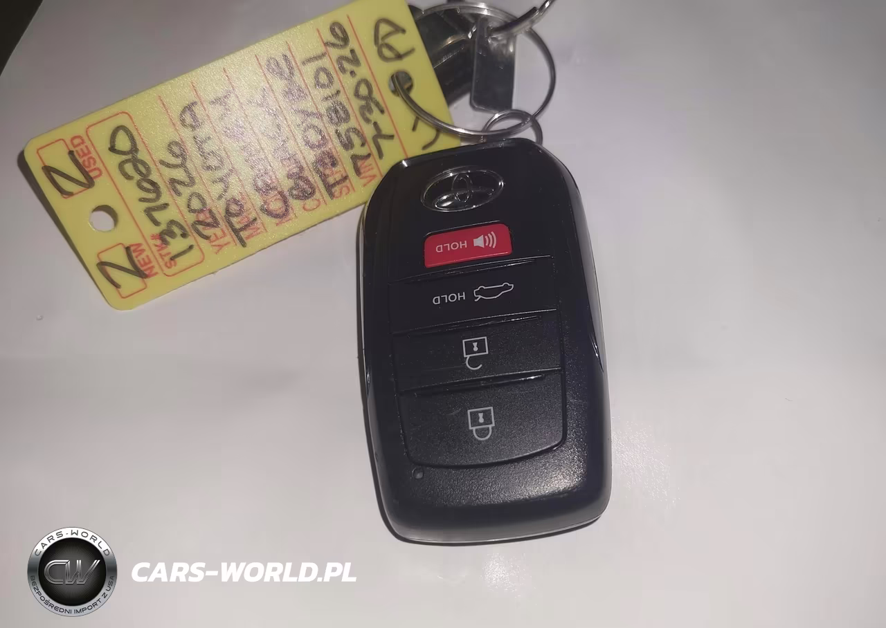 2026 Toyota Camry Le VIN:4T1DAACKXTU758101 - 11