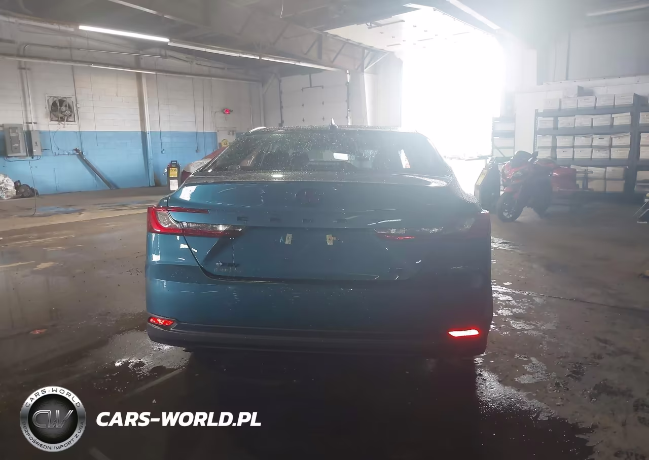 2026 Toyota Camry Le VIN:4T1DAACKXTU758101 - 16