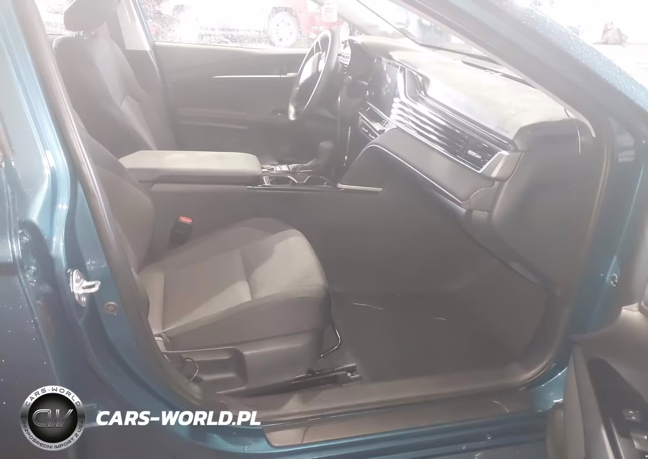 2026 Toyota Camry Le VIN:4T1DAACKXTU758101 - 5