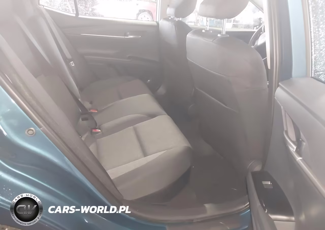 2026 Toyota Camry Le VIN:4T1DAACKXTU758101 - 8