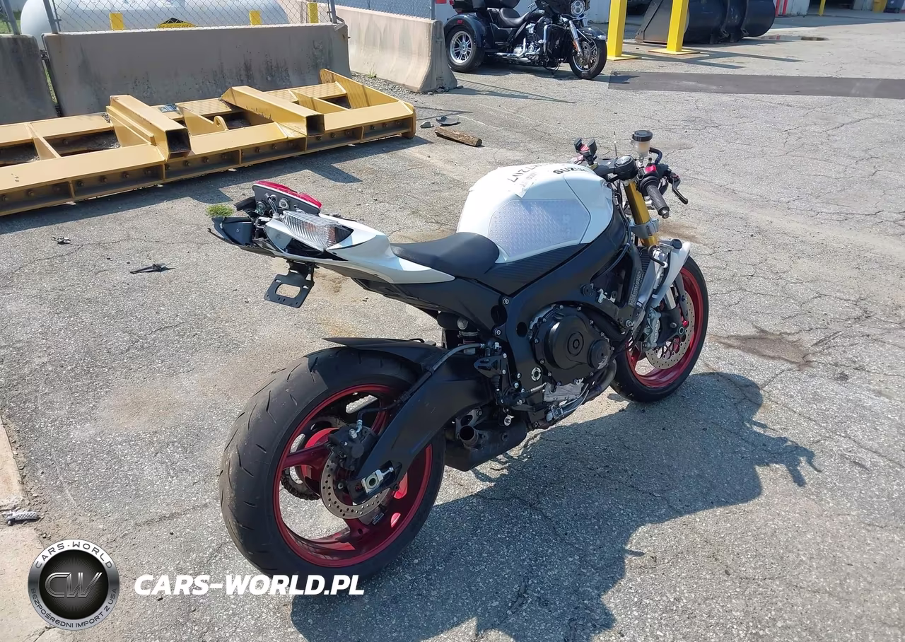 2024 Suzuki Gsx-R750 VIN:JS1GR7MA0R7100789 - 3