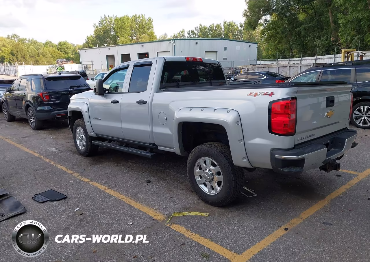 2015 Chevrolet Silverado 2500Hd Lt VIN:1GC2KVEG2FZ131196 - 3