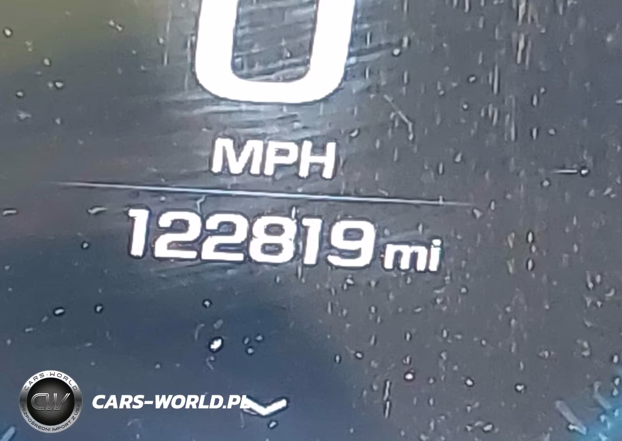 2017 GMC Sierra 2500Hd Denali VIN:1GT12UEG0HF155412 - 7
