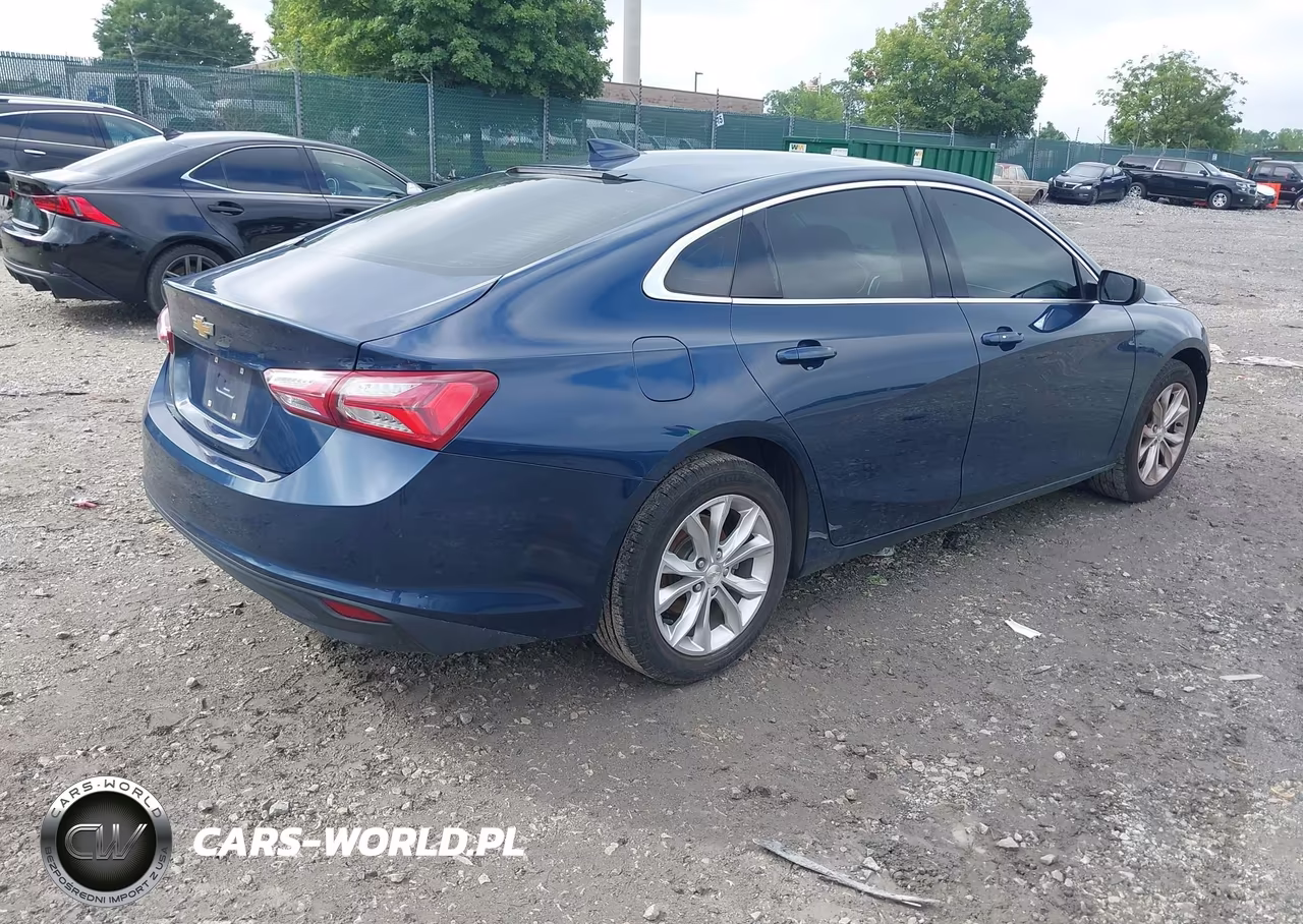 2019 Chevrolet Malibu Lt VIN:1G1ZD5ST8KF140628 - 4