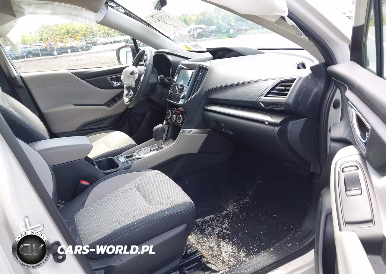 2024 Subaru Forester Premium VIN:JF2SKADCXRH481758 - 5