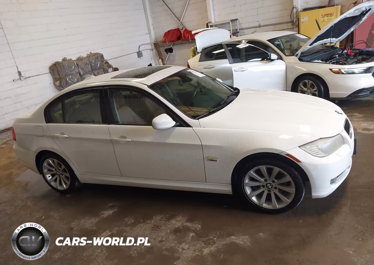 2011 BMW 328I xDrive VIN:WBAPK5C52BA995677 - 13