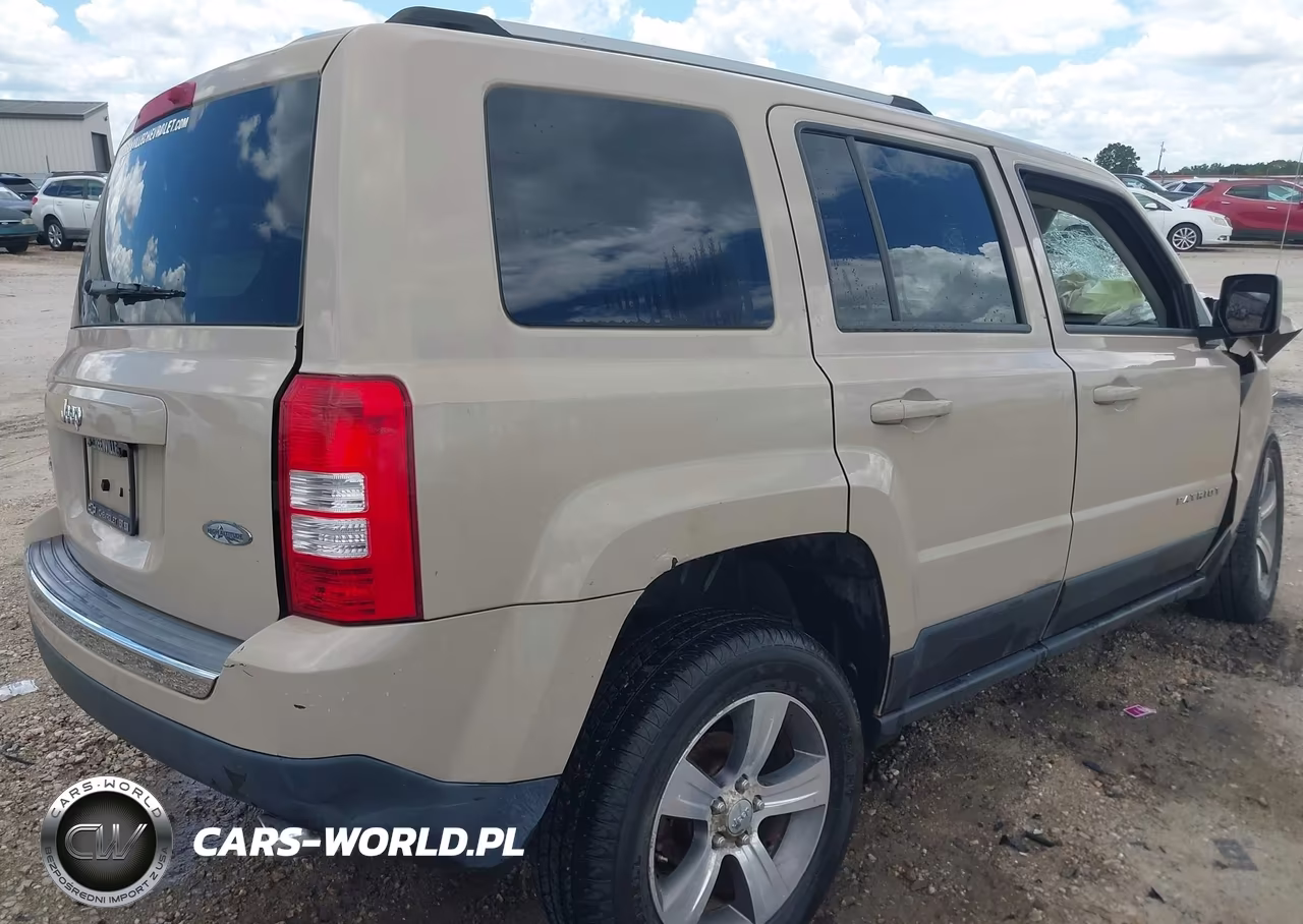 2016 Jeep Patriot High Altitude Edition VIN:1C4NJRFB2GD786449 - 4