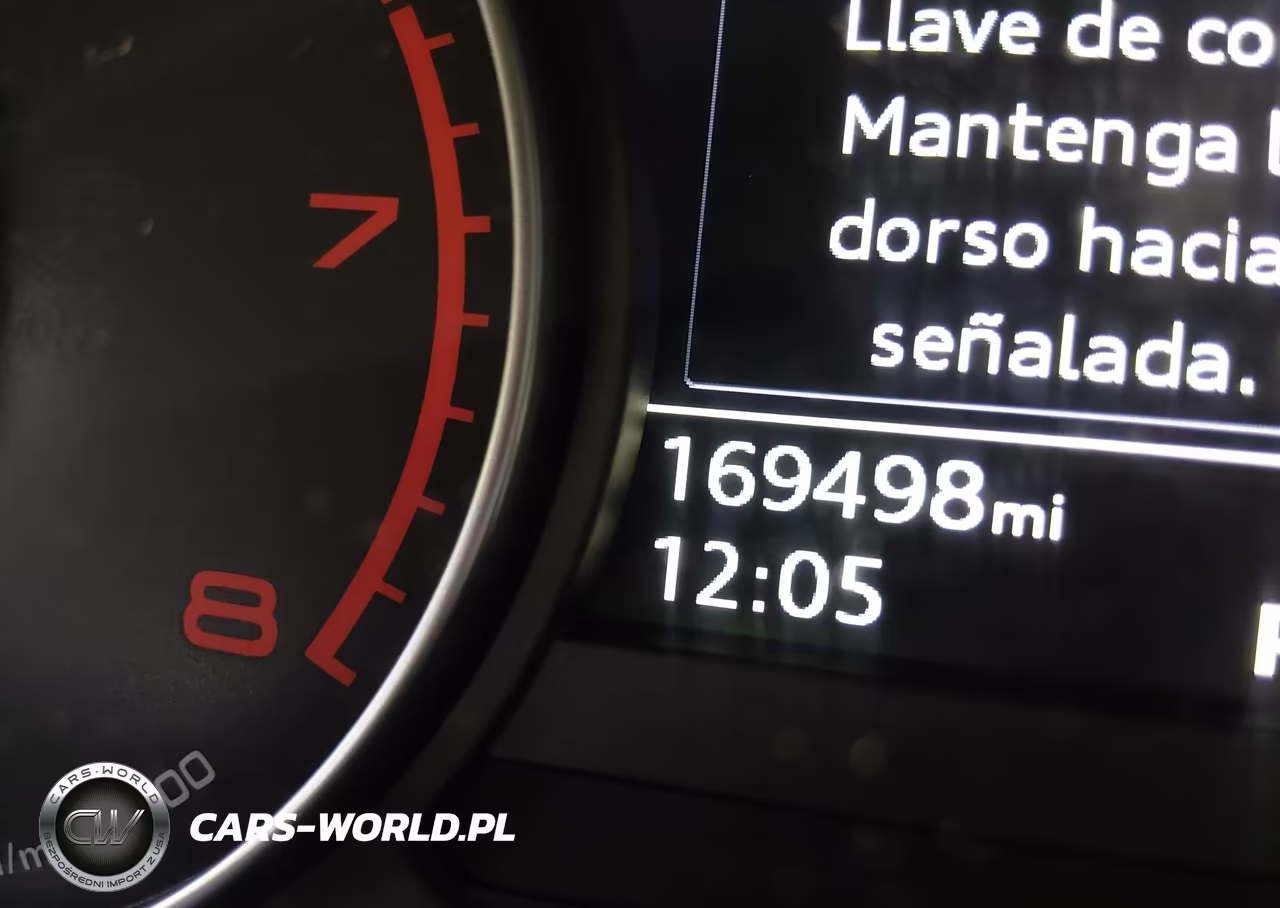 2017 Audi A4 2.0T Premium VIN:WAUGNAF40HN056502 - 15