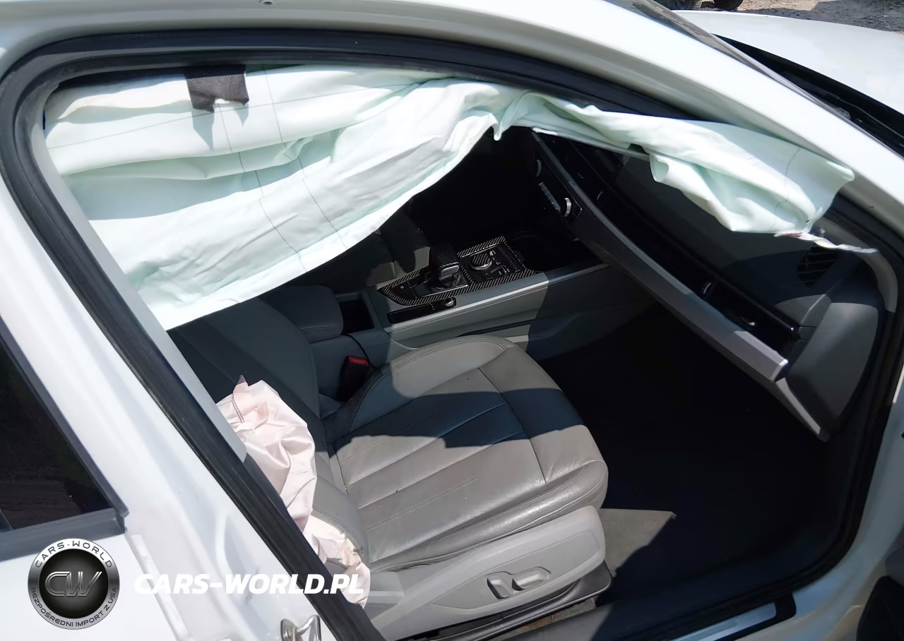 2017 Audi A4 2.0T Premium VIN:WAUGNAF40HN056502 - 5