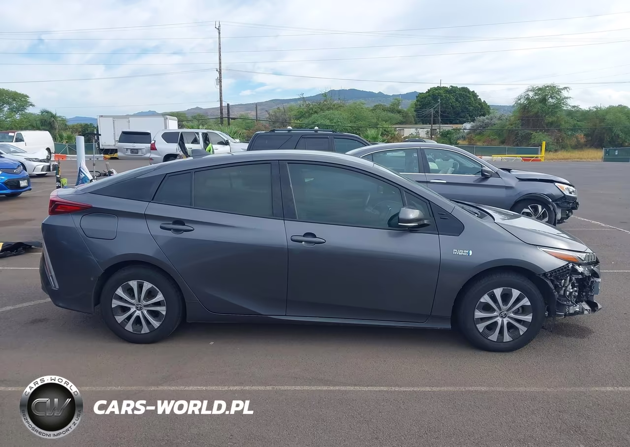 2020 Toyota Prius Prime Limited VIN:JTDKARFP9L3127993 - 14