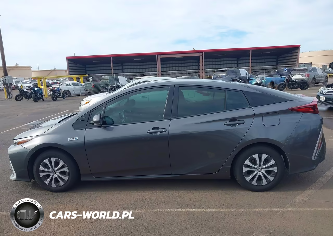 2020 Toyota Prius Prime Limited VIN:JTDKARFP9L3127993 - 15