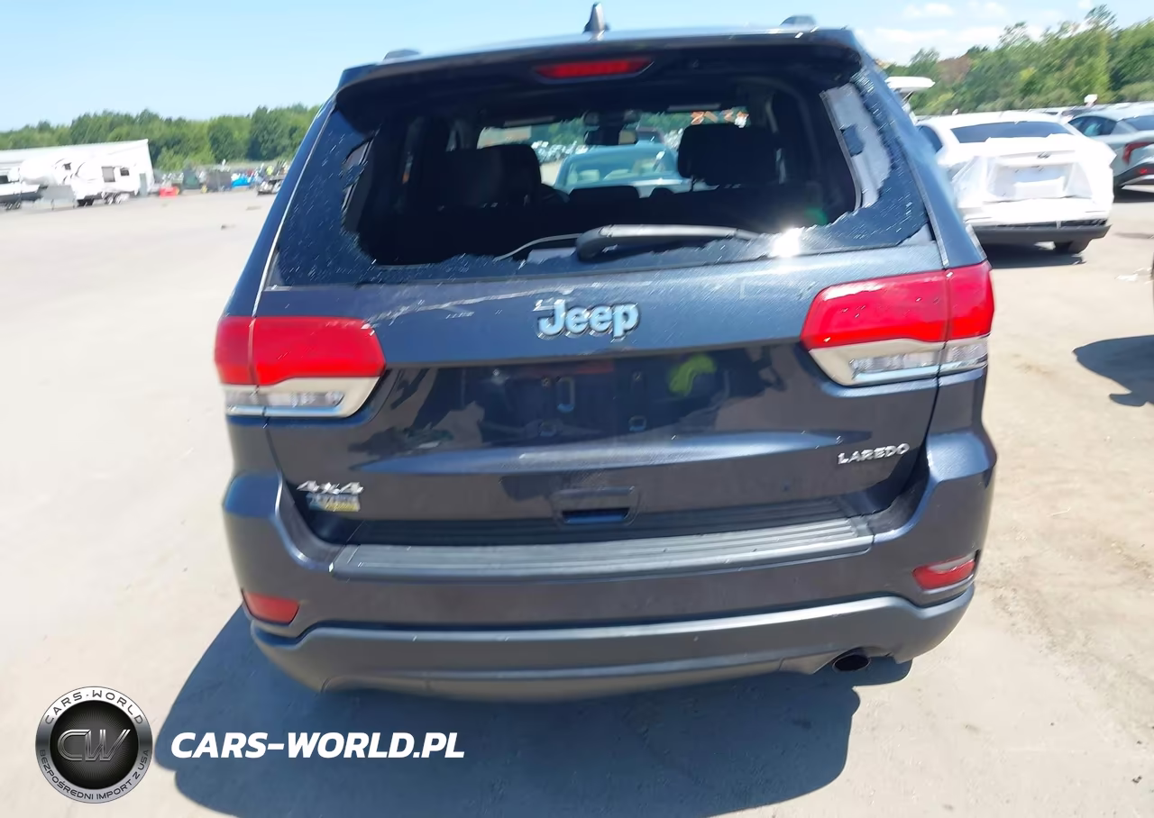 2015 Jeep Grand Cherokee Laredo VIN:1C4RJFAG7FC627238 - 16