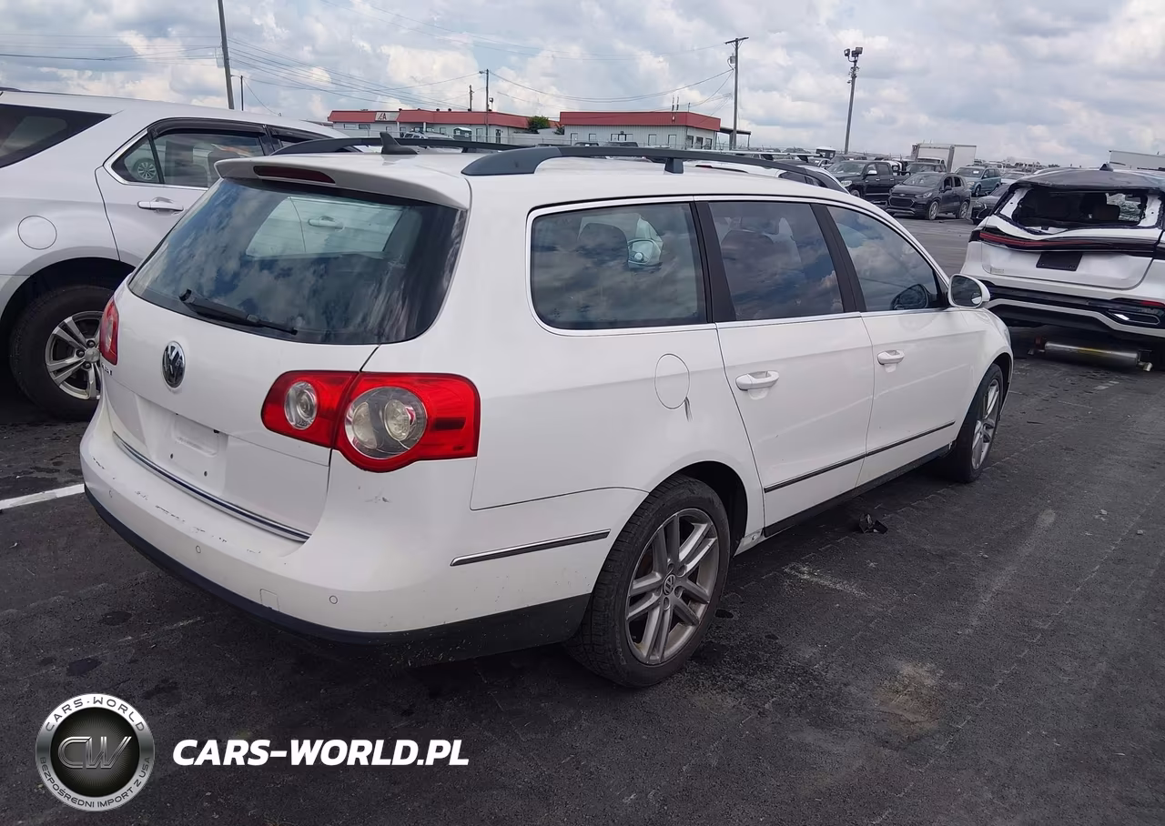 2008 Volkswagen Passat Lux VIN:WVWTK73C18E227475 - 4