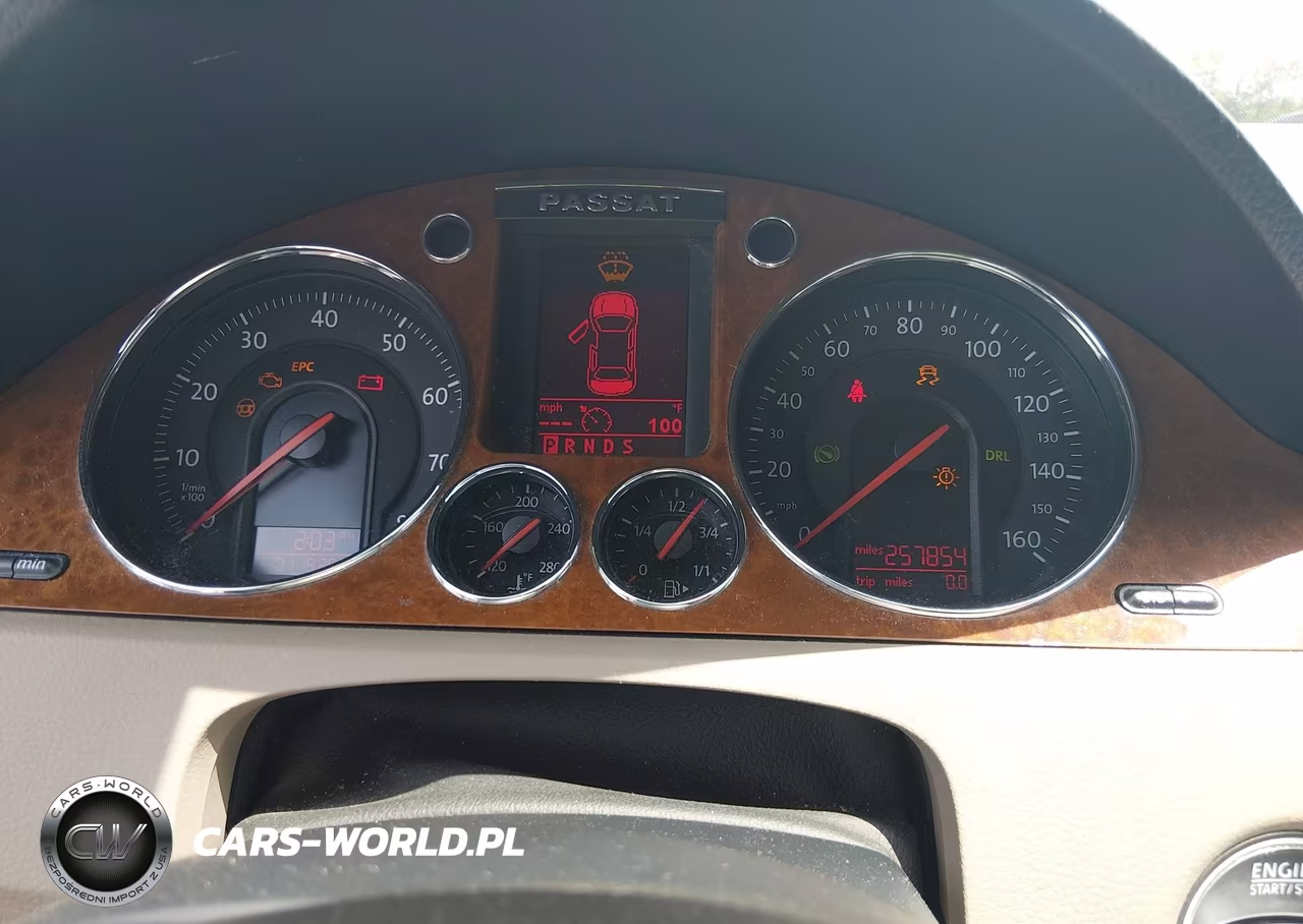 2008 Volkswagen Passat Lux VIN:WVWTK73C18E227475 - 7