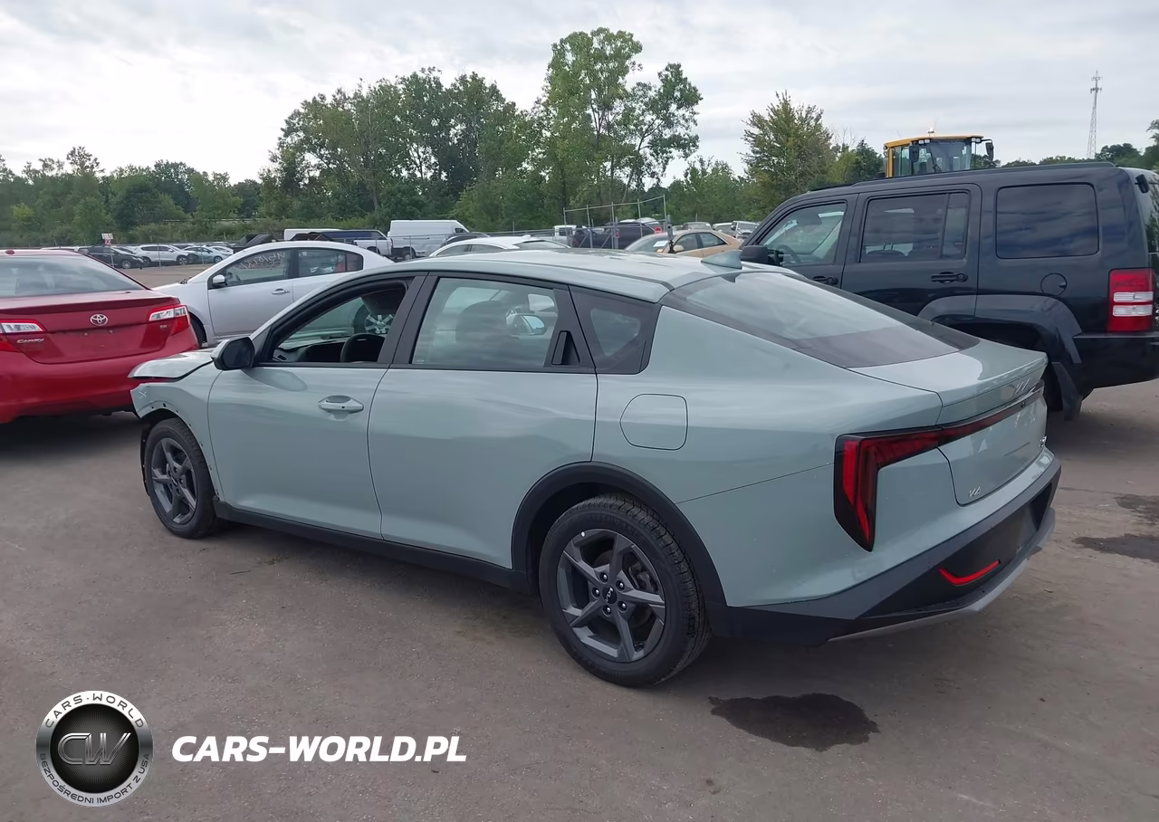 2025 Kia K4 Lxs VIN:3KPFT4DE0SE012285 - 3