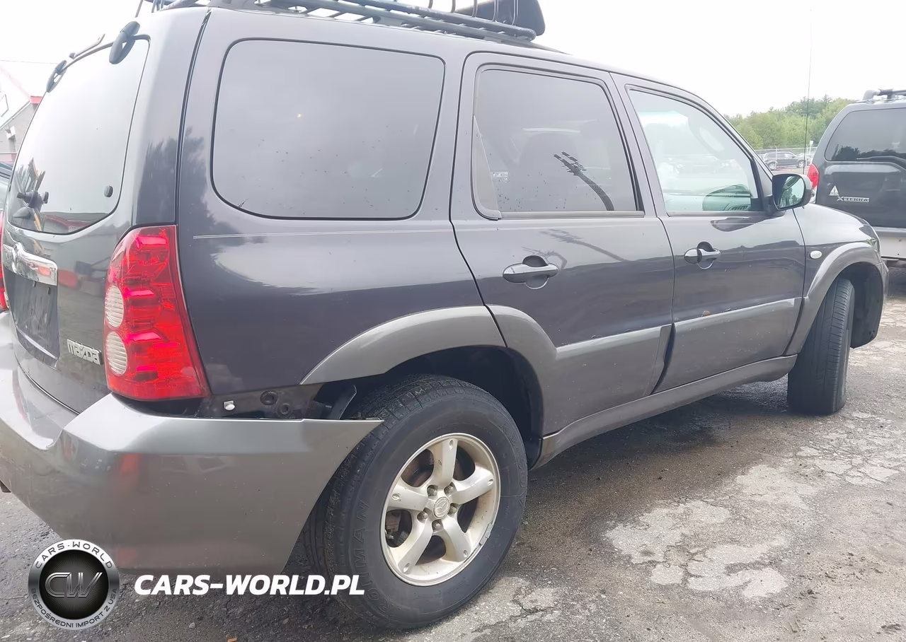 2005 Mazda Tribute S VIN:4F2CZ94135KM37142 - 17