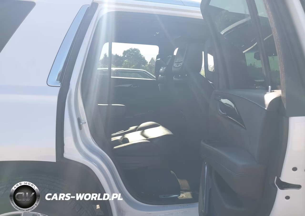 2016 Cadillac Escalade Platinum VIN:1GYS4DKJ3GR343492 - 8