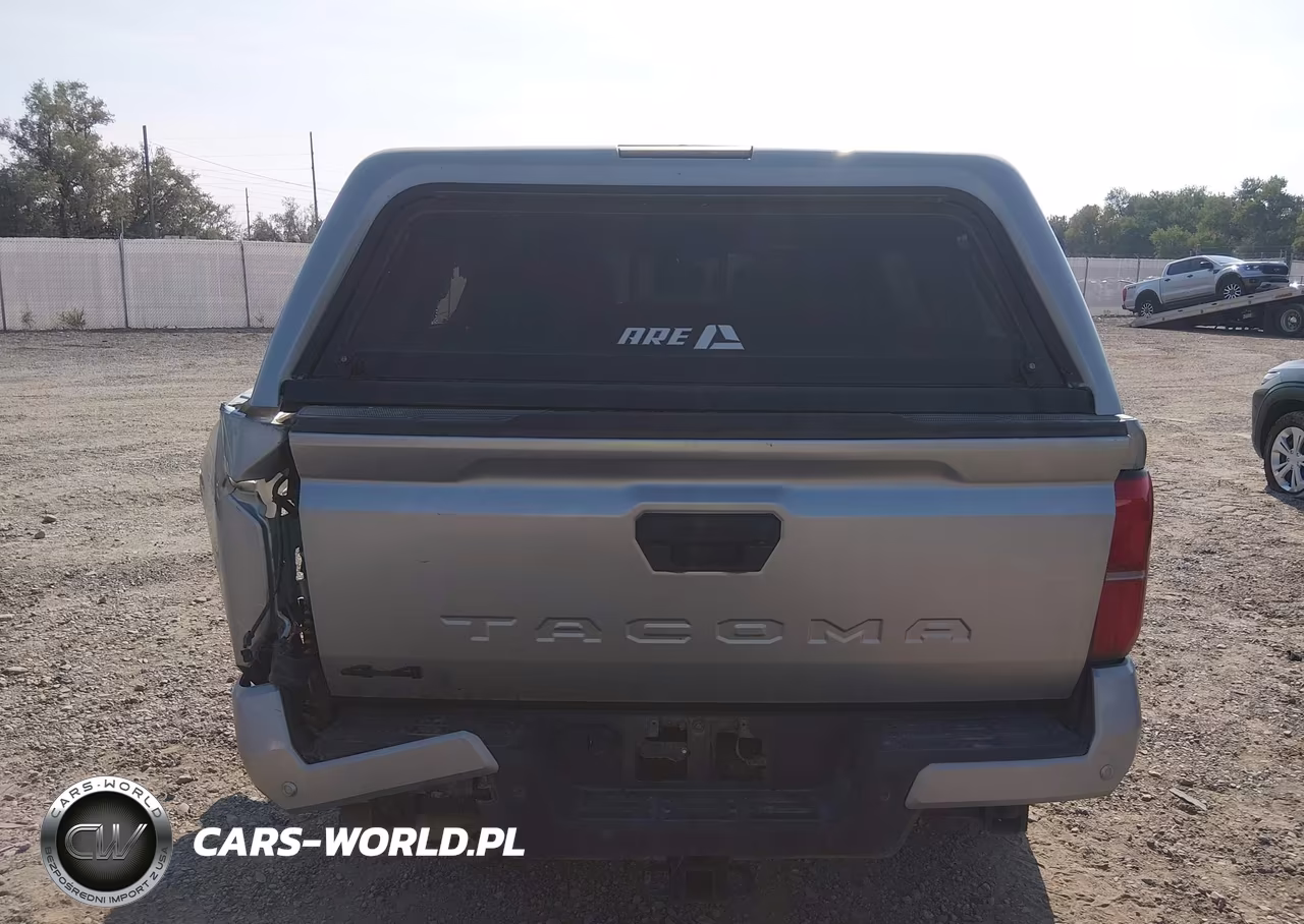 2024 Toyota Tacoma Trd Off Road VIN:3TMLB5JN0RM059946 - 17
