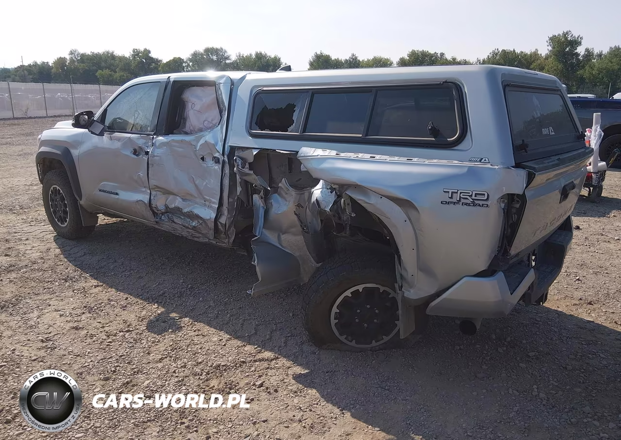 2024 Toyota Tacoma Trd Off Road VIN:3TMLB5JN0RM059946 - 3