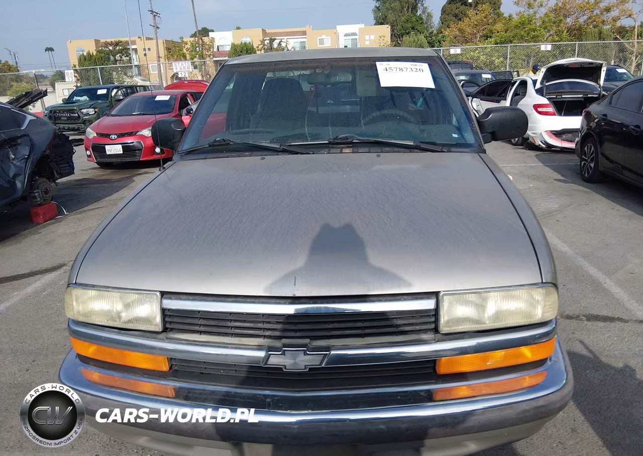 1998 Chevrolet S-10 Ls VIN:1GCCS19X6W8252701 - 12