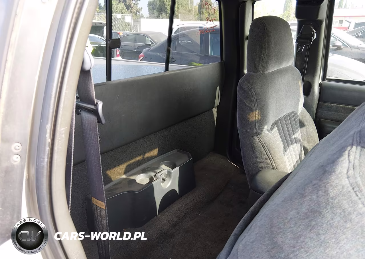 1998 Chevrolet S-10 Ls VIN:1GCCS19X6W8252701 - 8