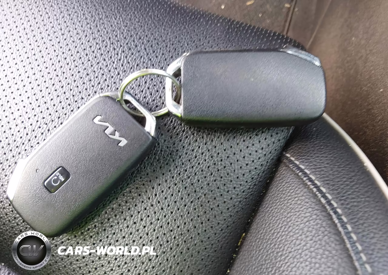 2023 Kia Forte Gt-Line VIN:3KPF54AD4PE528677 - 11