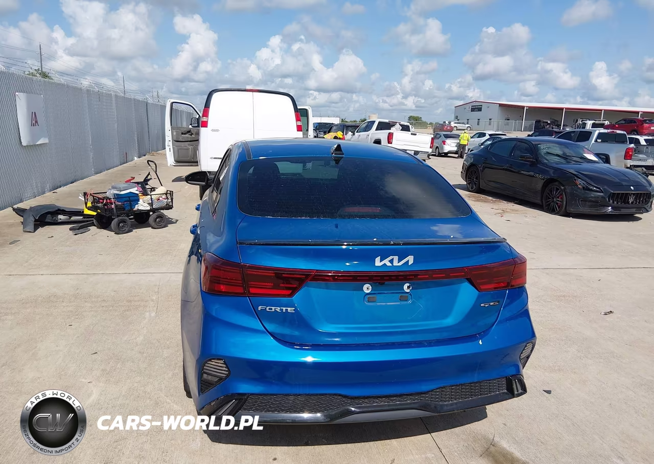 2023 Kia Forte Gt-Line VIN:3KPF54AD4PE528677 - 16