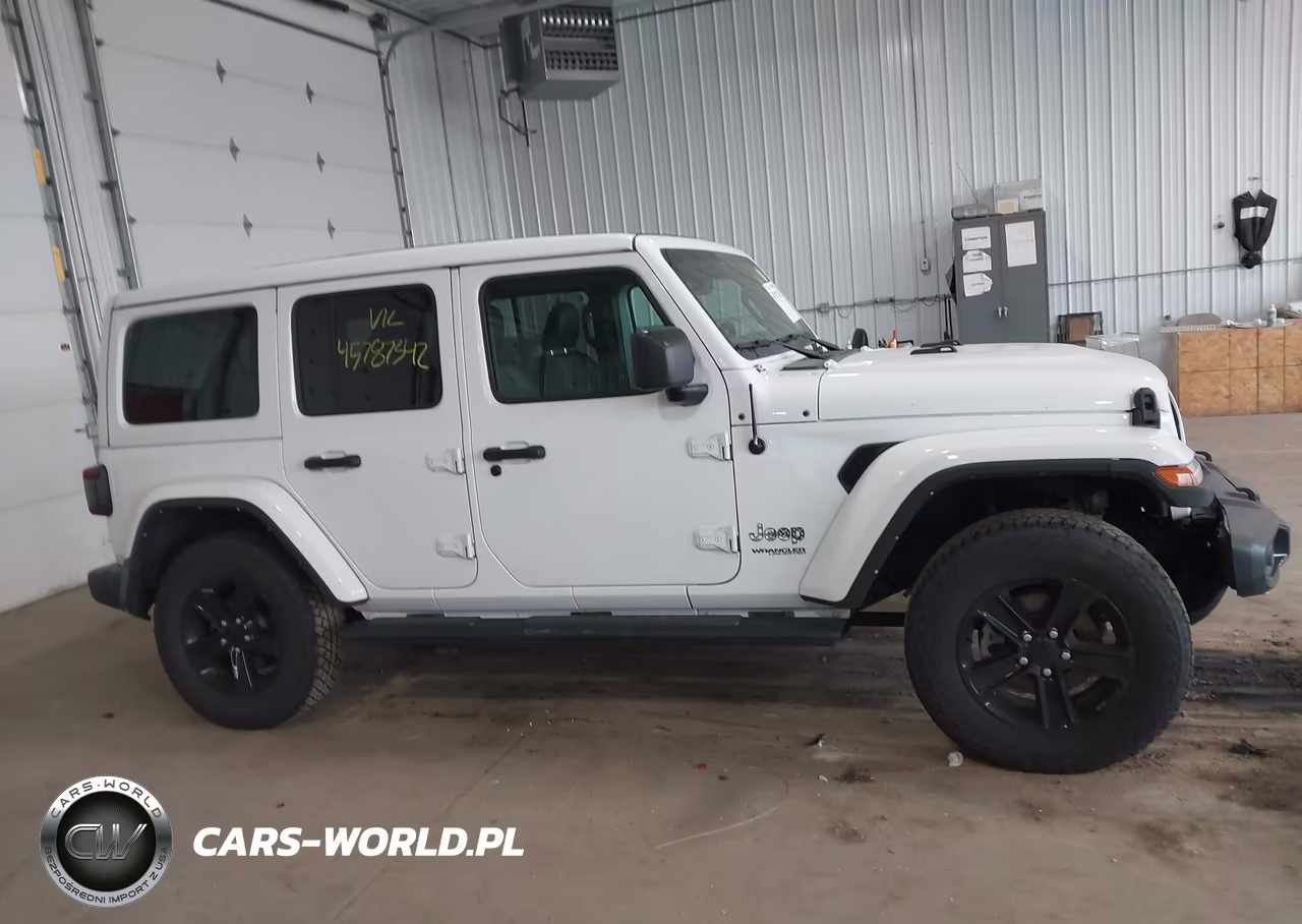 2022 Jeep Wrangler Unlimited Sahara Altitude 4X4 VIN:1C4HJXEG3NW112598 - 13