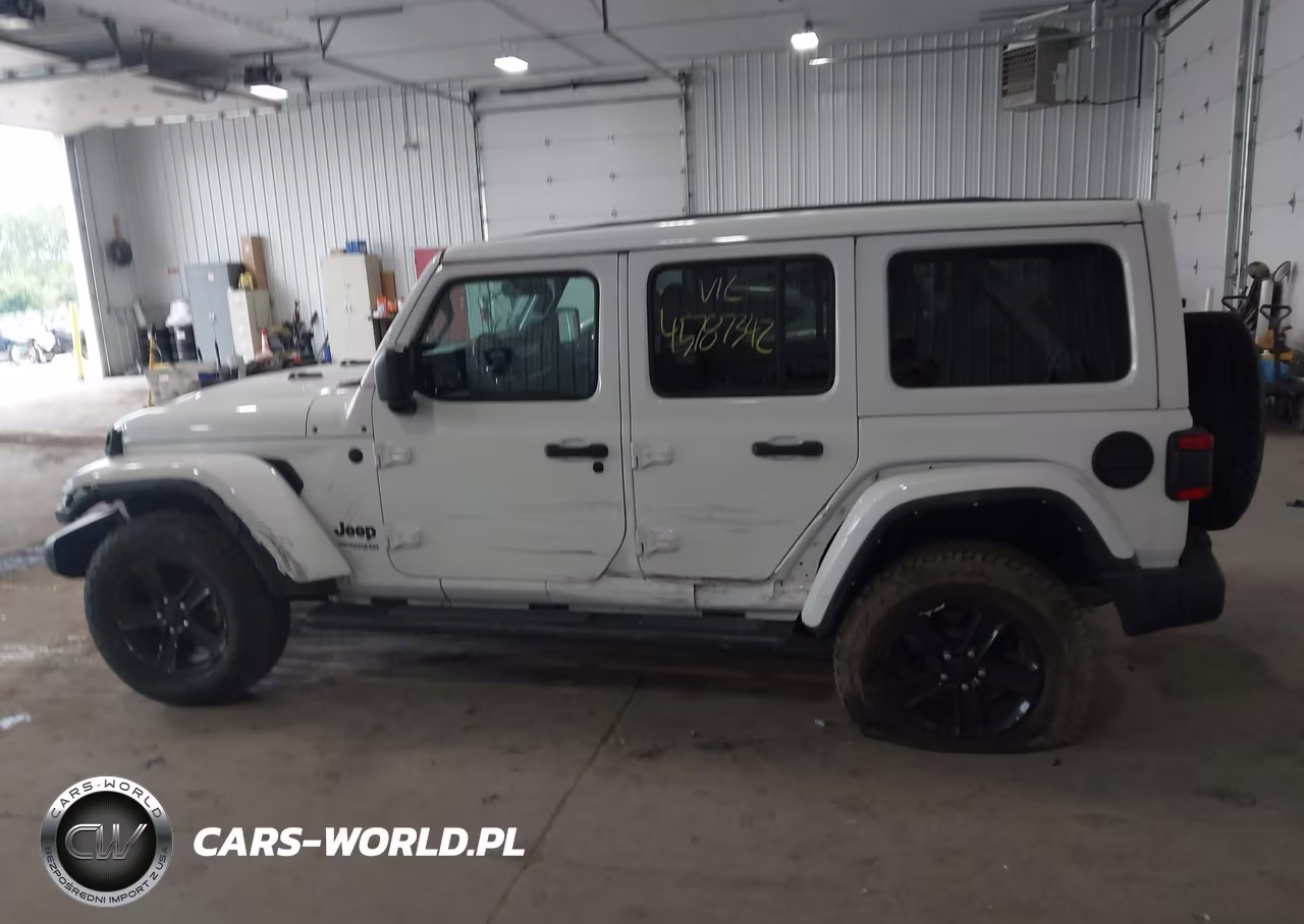 2022 Jeep Wrangler Unlimited Sahara Altitude 4X4 VIN:1C4HJXEG3NW112598 - 14