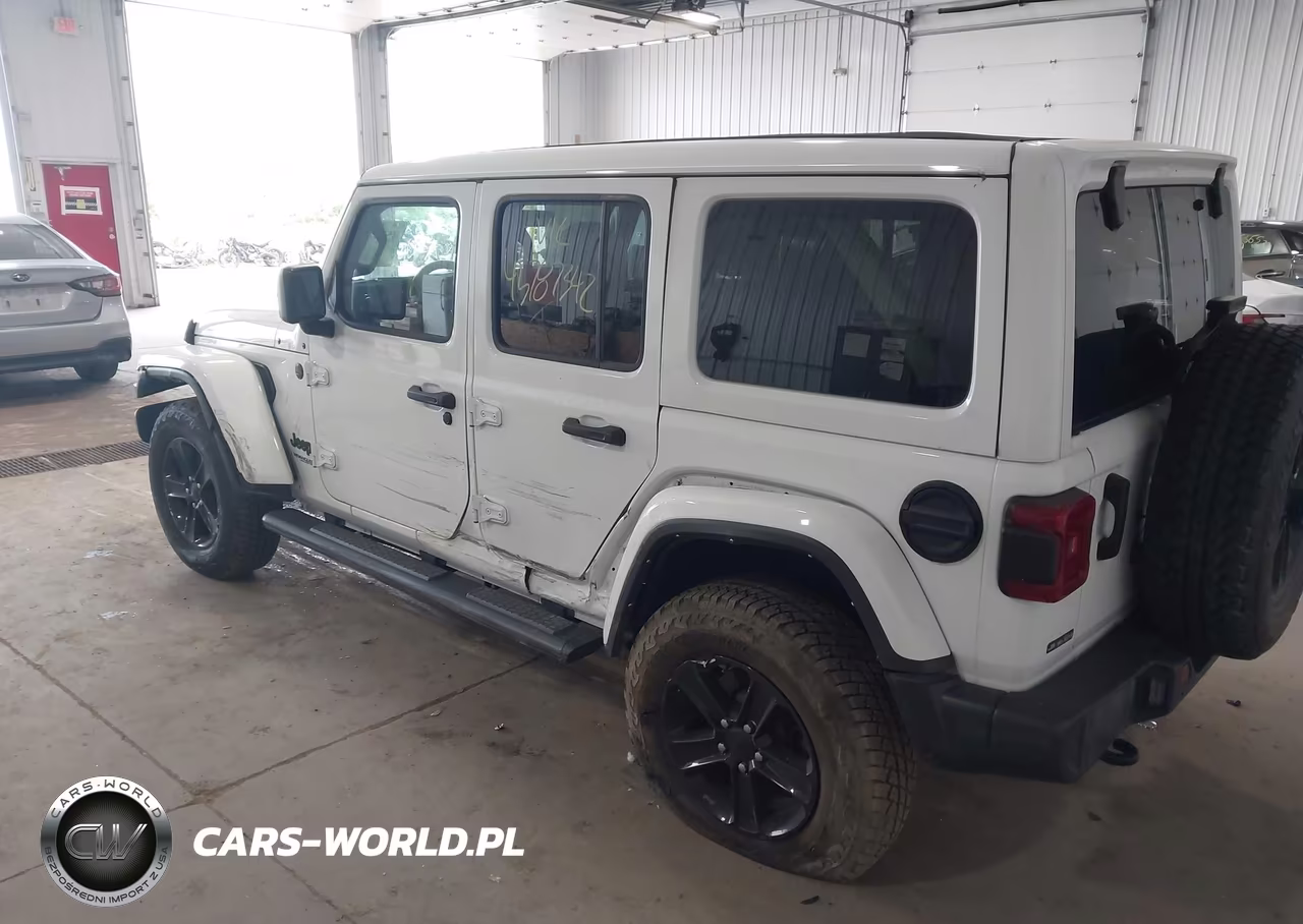 2022 Jeep Wrangler Unlimited Sahara Altitude 4X4 VIN:1C4HJXEG3NW112598 - 3