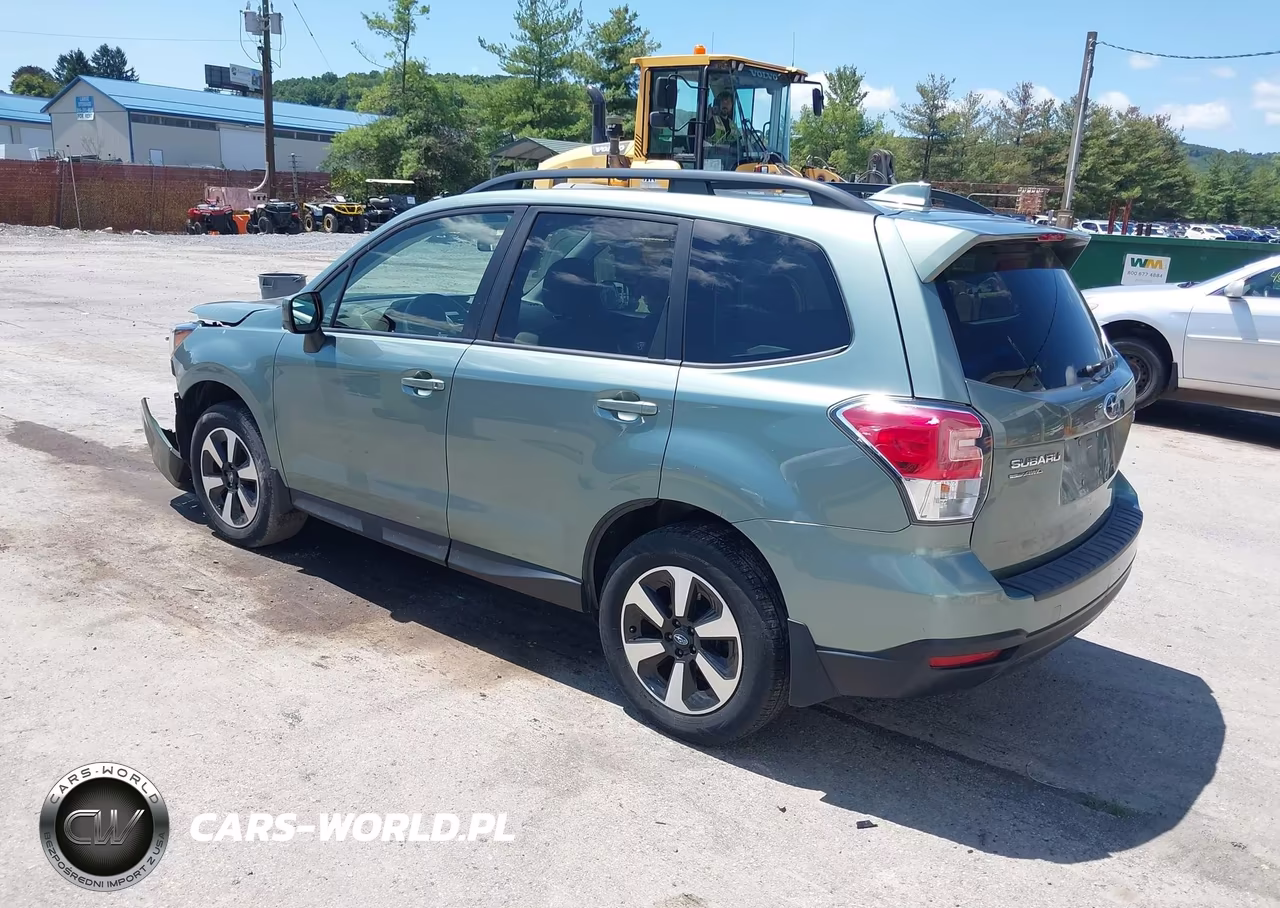 2018 Subaru Forester 2.5I Premium VIN:JF2SJAEC6JH529620 - 3