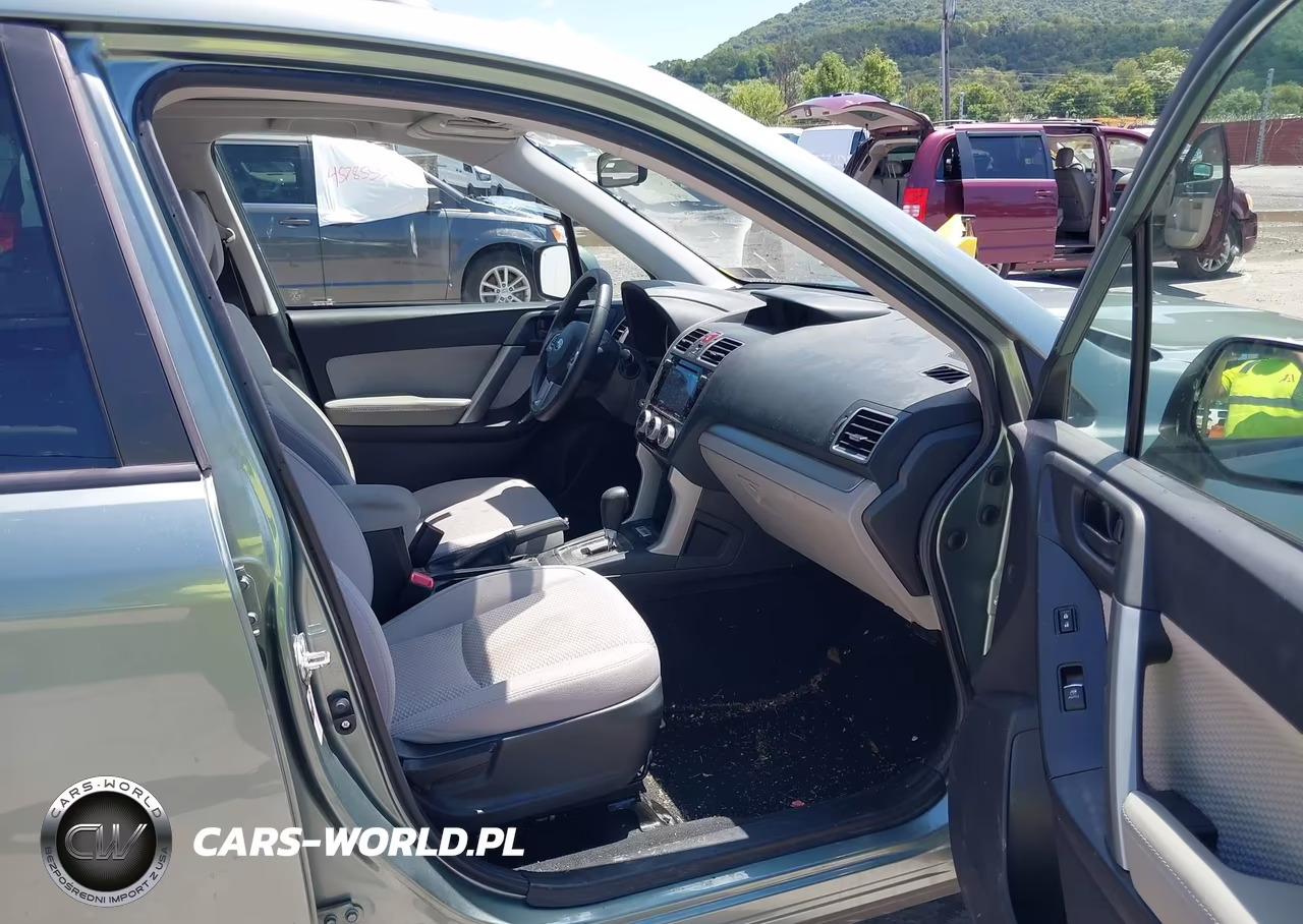 2018 Subaru Forester 2.5I Premium VIN:JF2SJAEC6JH529620 - 5