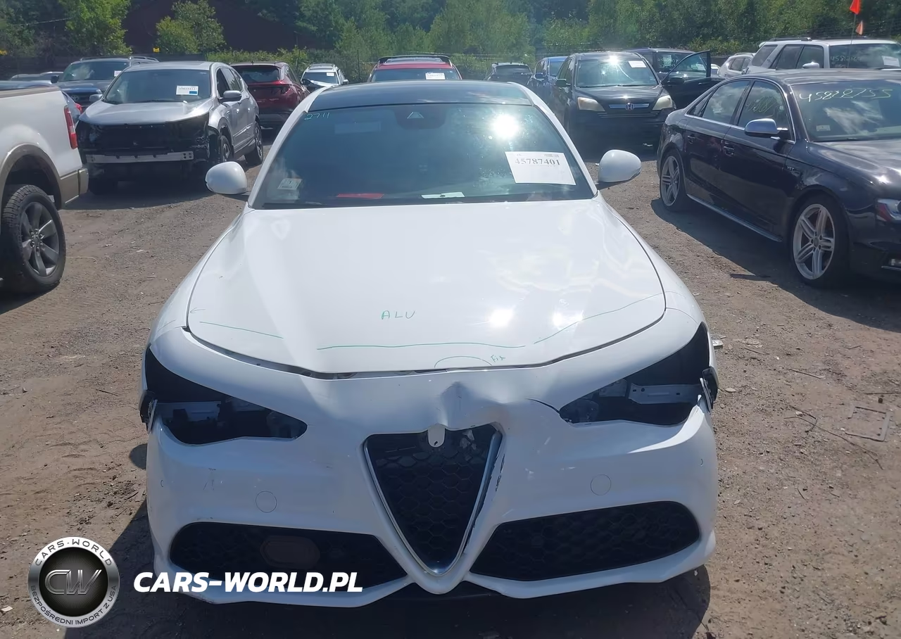 2020 Alfa Romeo Giulia Ti Sport Awd VIN:ZARFANBN7L7637708 - 13