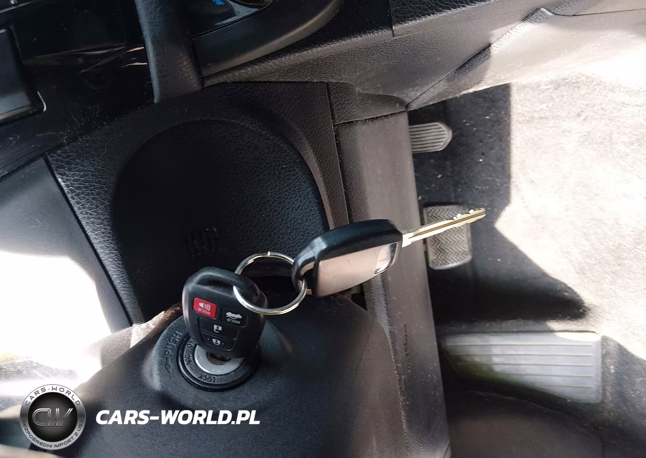 2015 Toyota Corolla S Plus VIN:5YFBURHE3FP279007 - 11