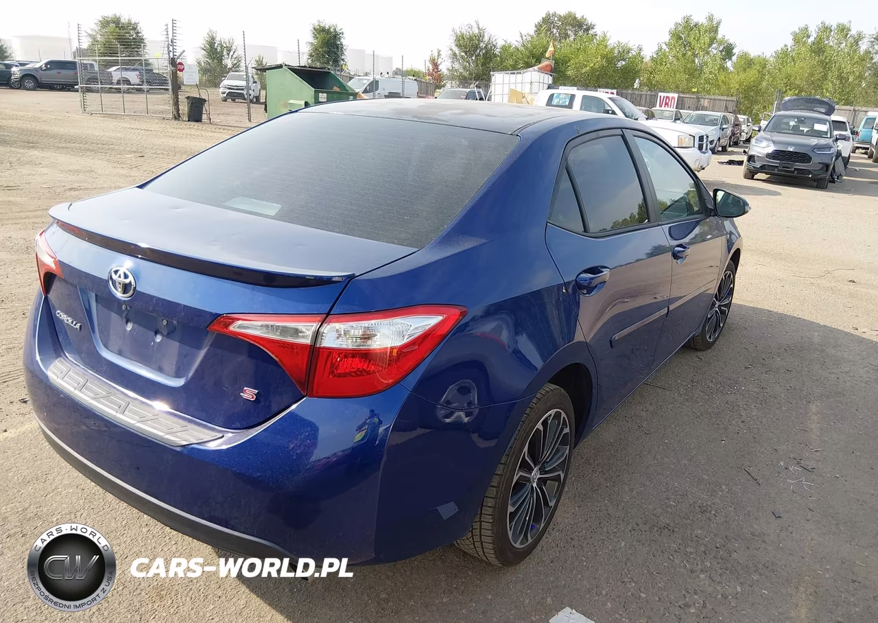 2015 Toyota Corolla S Plus VIN:5YFBURHE3FP279007 - 4