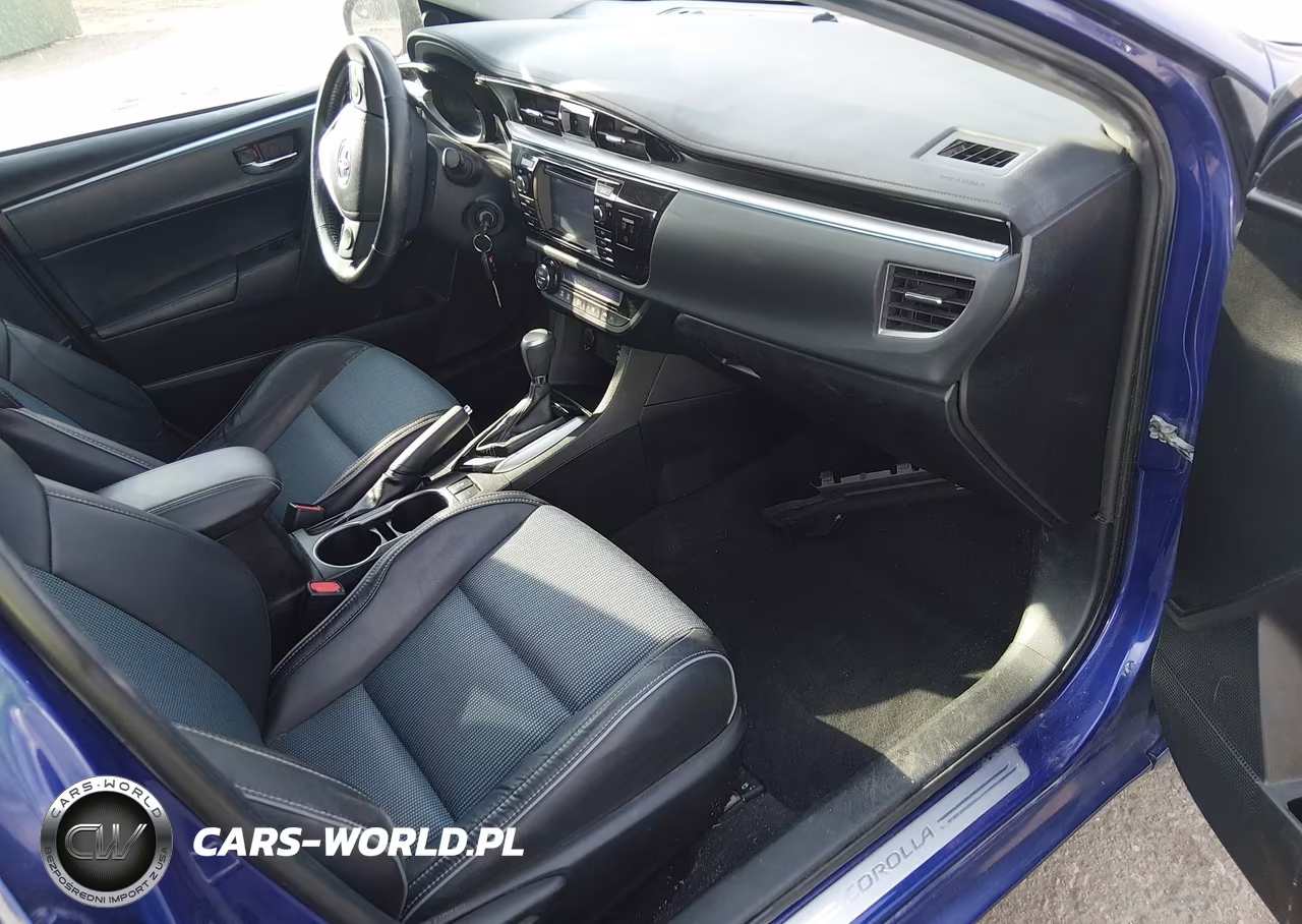 2015 Toyota Corolla S Plus VIN:5YFBURHE3FP279007 - 5